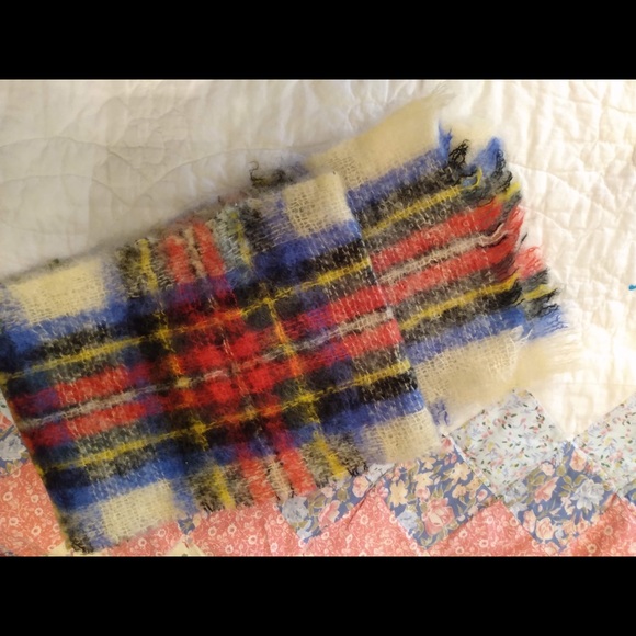 Mohair scarf - Picture 1 of 2